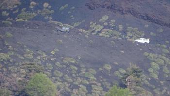 die fauleren Touristen lassen sich mit den Jeep chauffieren