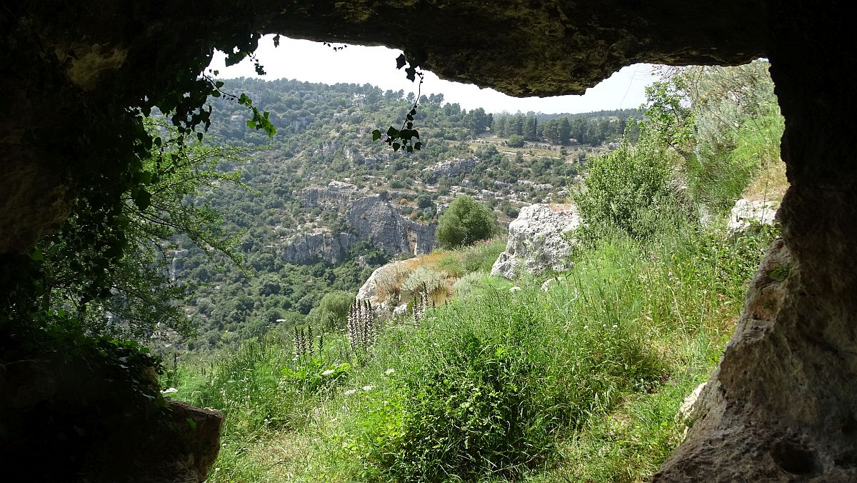 Blick aus einer Grotte