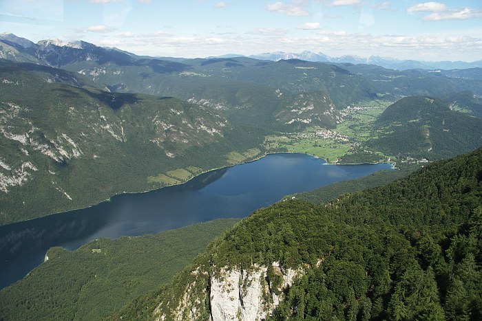 der See von Bohinj