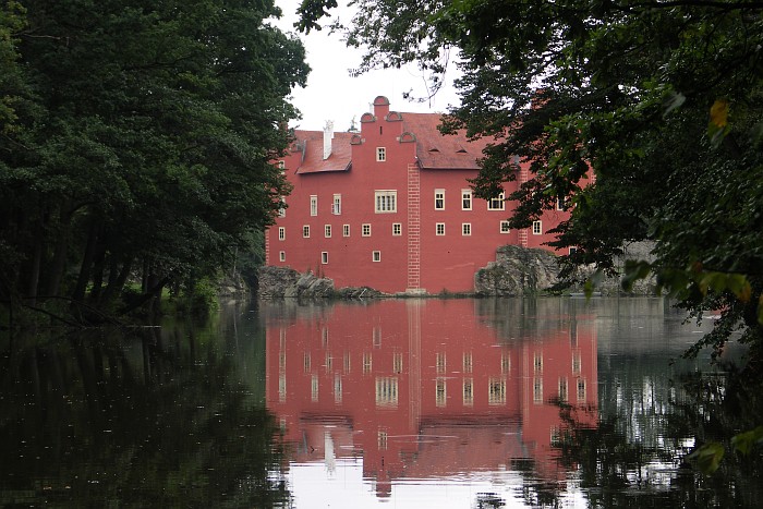 Cervena Lhota von der Schatzsucherseite aus gesehen