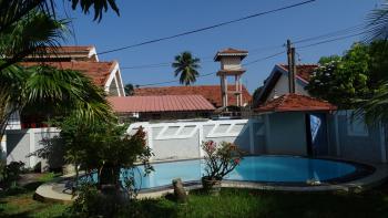 Serendib Guesthouse- Pool