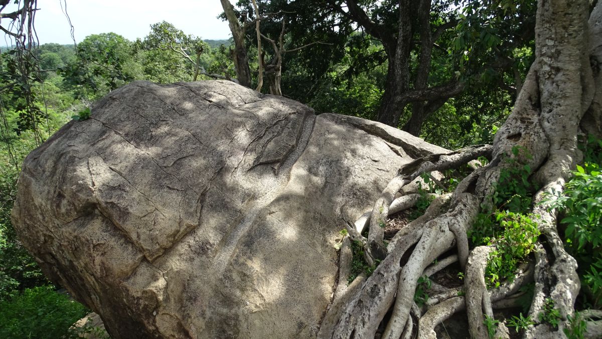 mysteröser Felsen