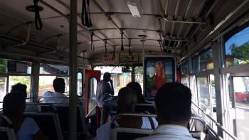 Busfahrt nach Galle, Buddha verhindert Unfälle