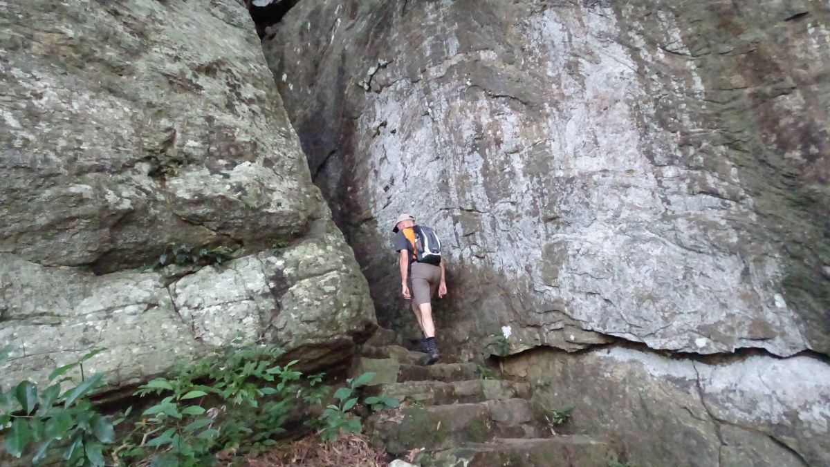 Aufstieg zum Pidurangala-Felsen