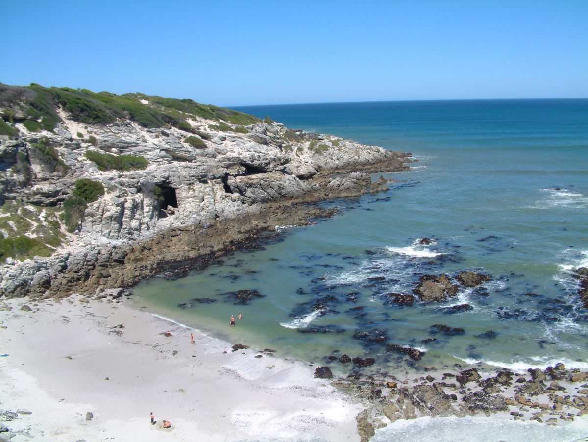 Strand bei den De Kelders Caves