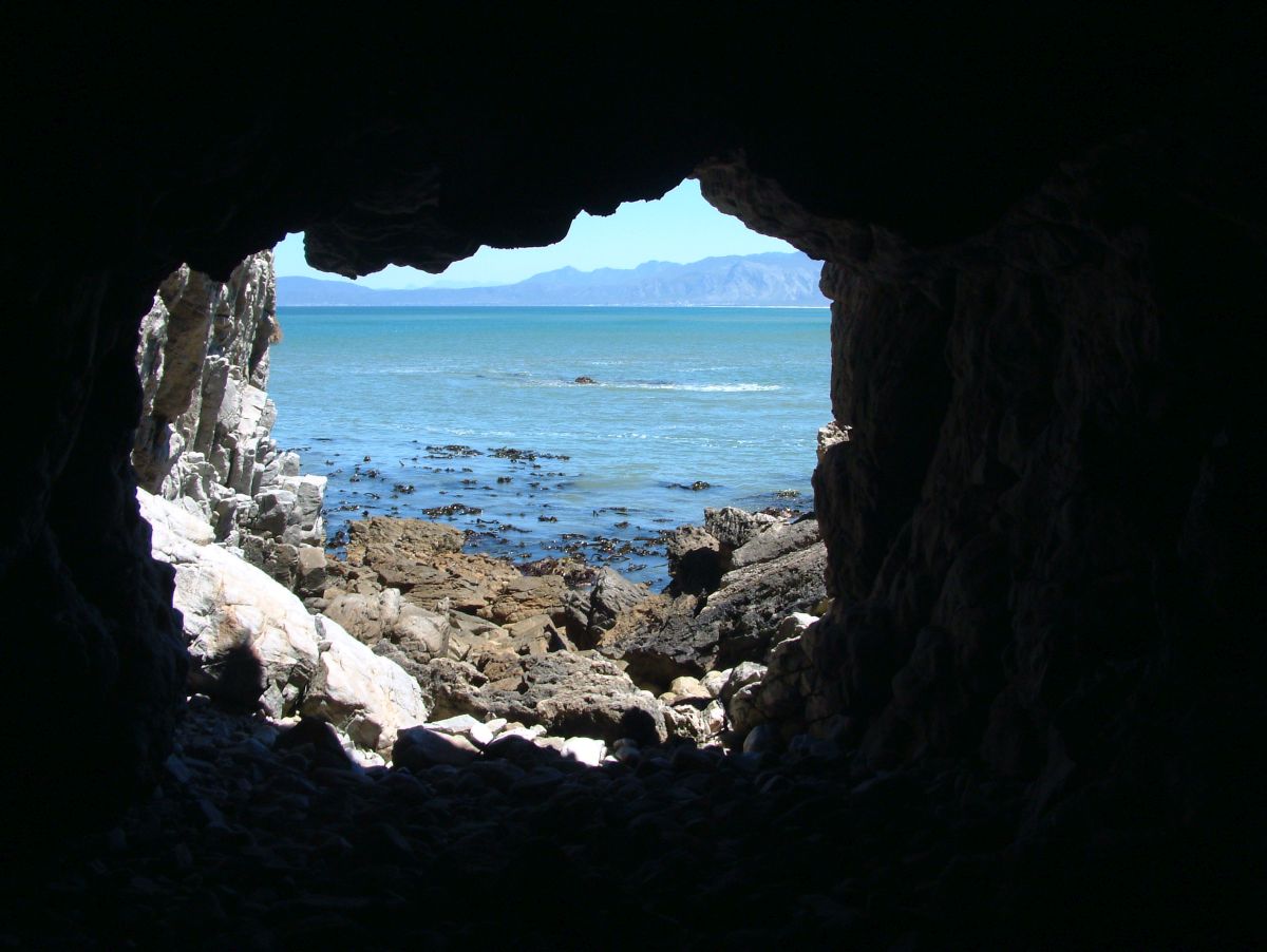 De Kelders Caves