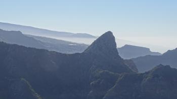 Felsen "Risco Blanco" im Gegenlicht