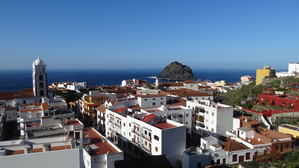 Garachico mit Roque von oben