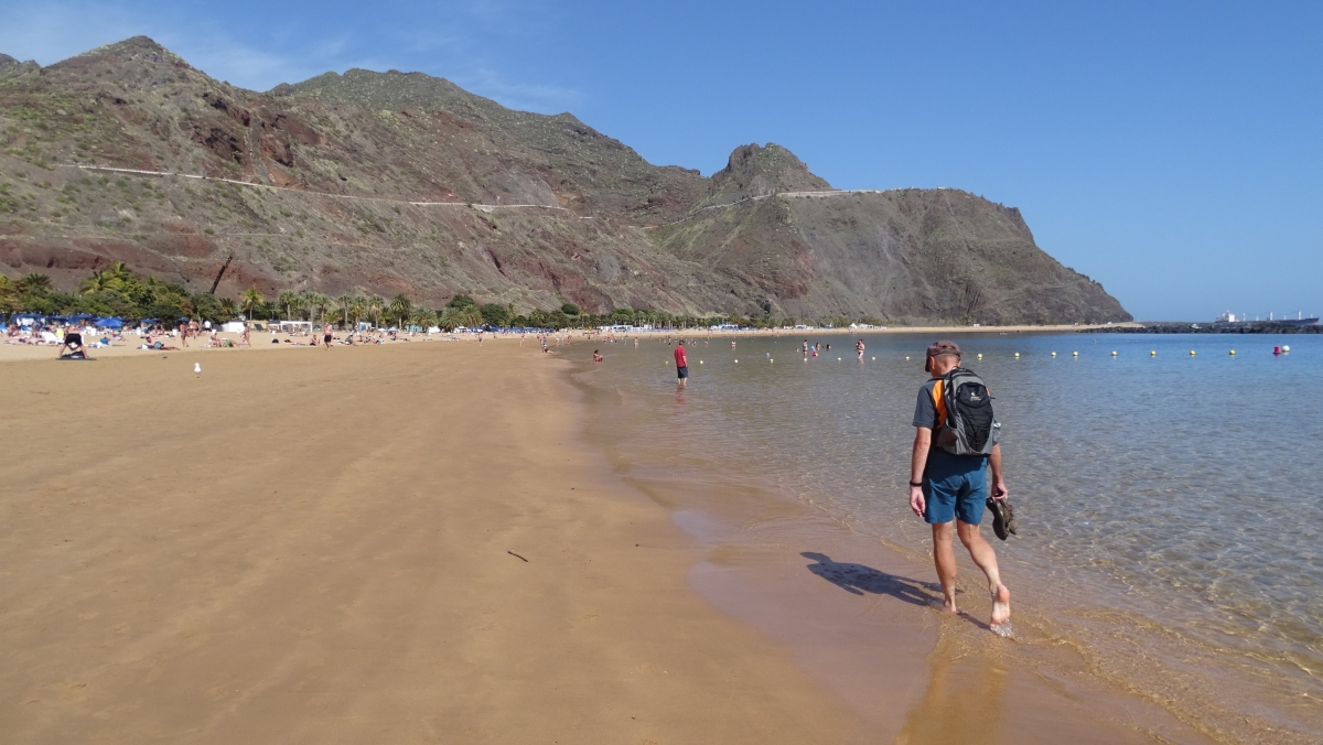 Playa de las Teresitas vor der Haustür