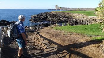 entlang eines Golfplatzes (Amarilla Golf)