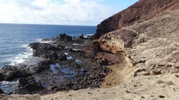 Abstieg zum Strand