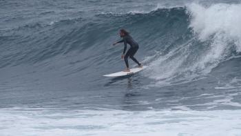 Surfer an der Playa de los Troches