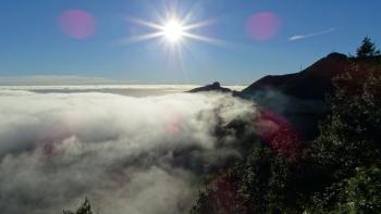 wieder hängen die Wolken am Morgen im Anaga-Gebirge