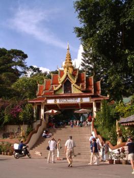 Eingang zum Wat Doi Suthep