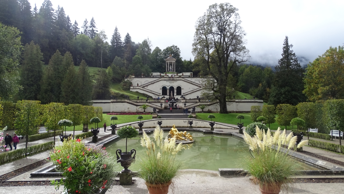 Schloss Linderhof, Blick zum Venustempel