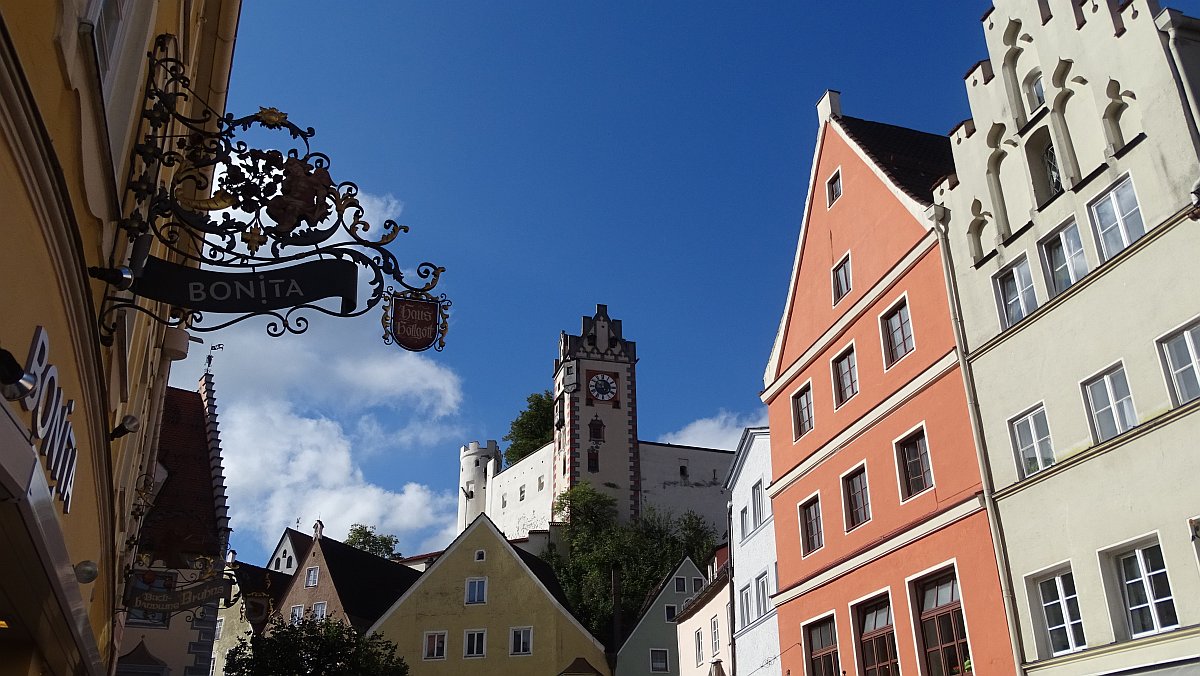 Hohes Schloss von der Altstadt aus gesehen