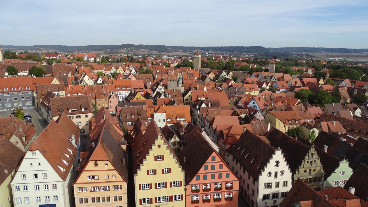 Blick vom Rathausturm auf den Marktplatz