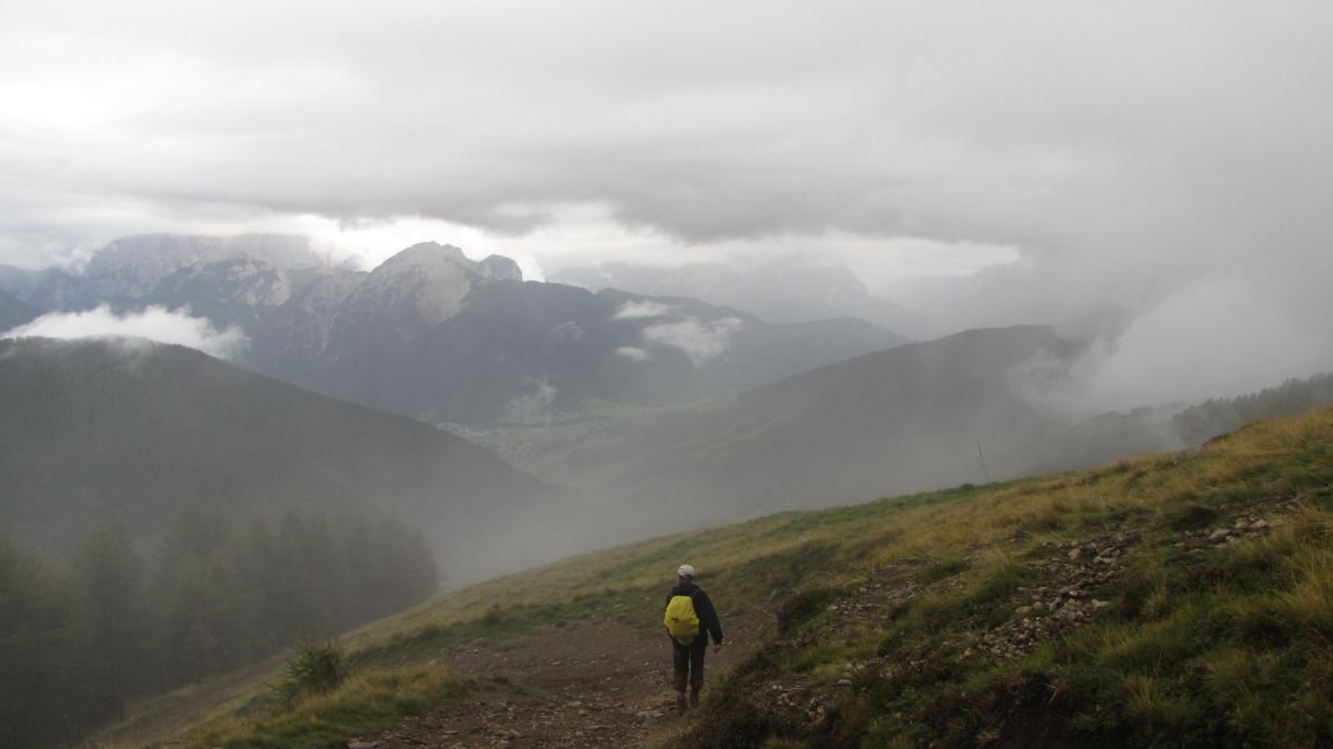 Abstieg mit Gewitter