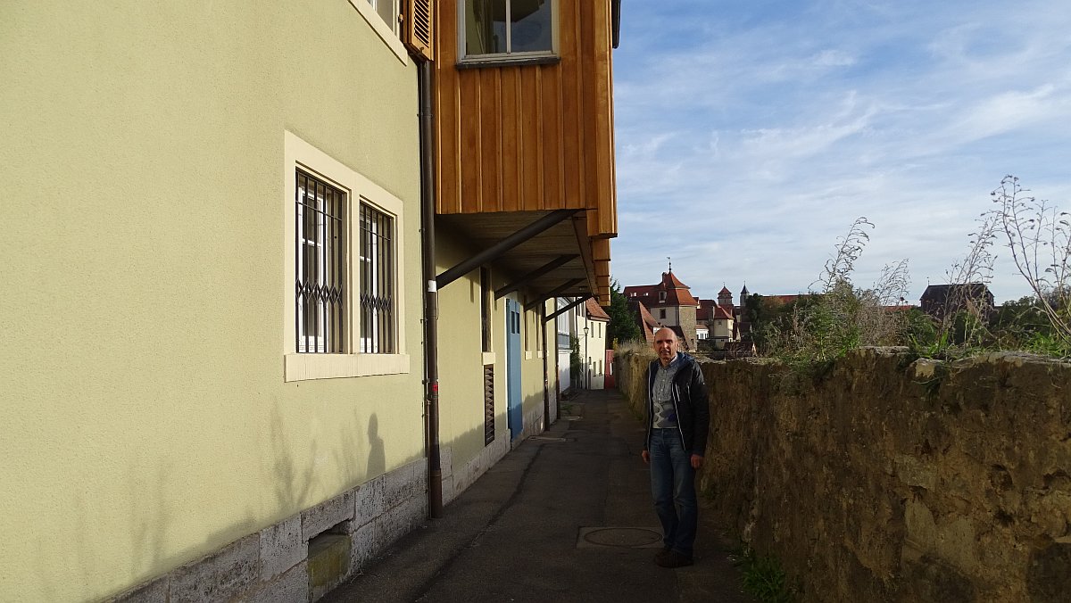 "Hirschenweg" auf der Stadtmauer